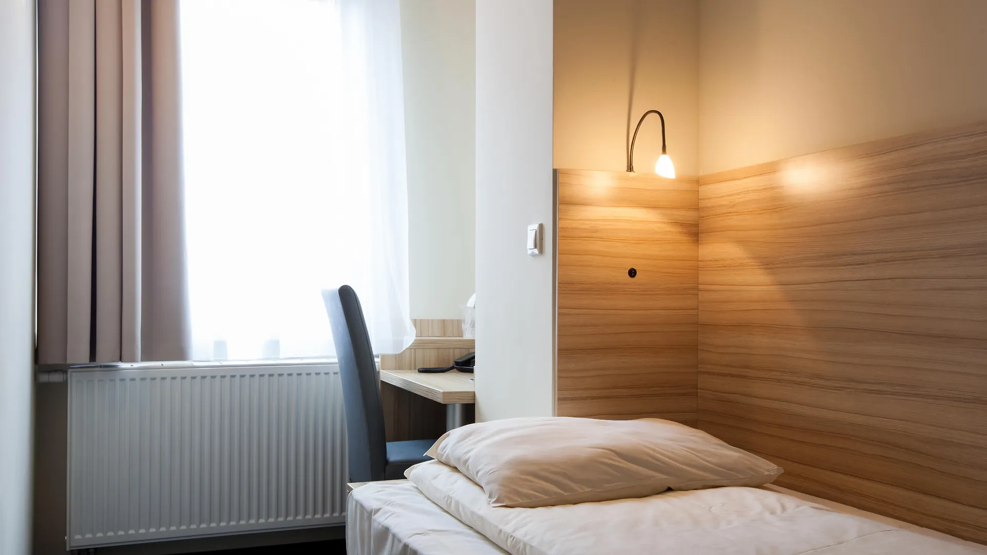 ** Bed & Breakfast Jordan Pokoje Goscinne Krakow Poland